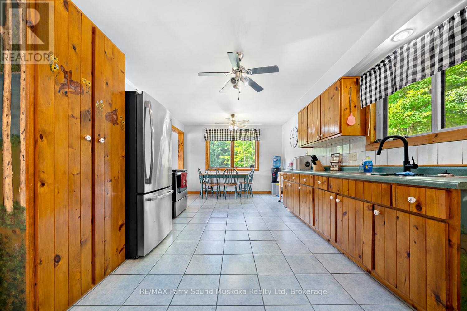 Photo 23 of 367 Marshall Road, Seguin ON