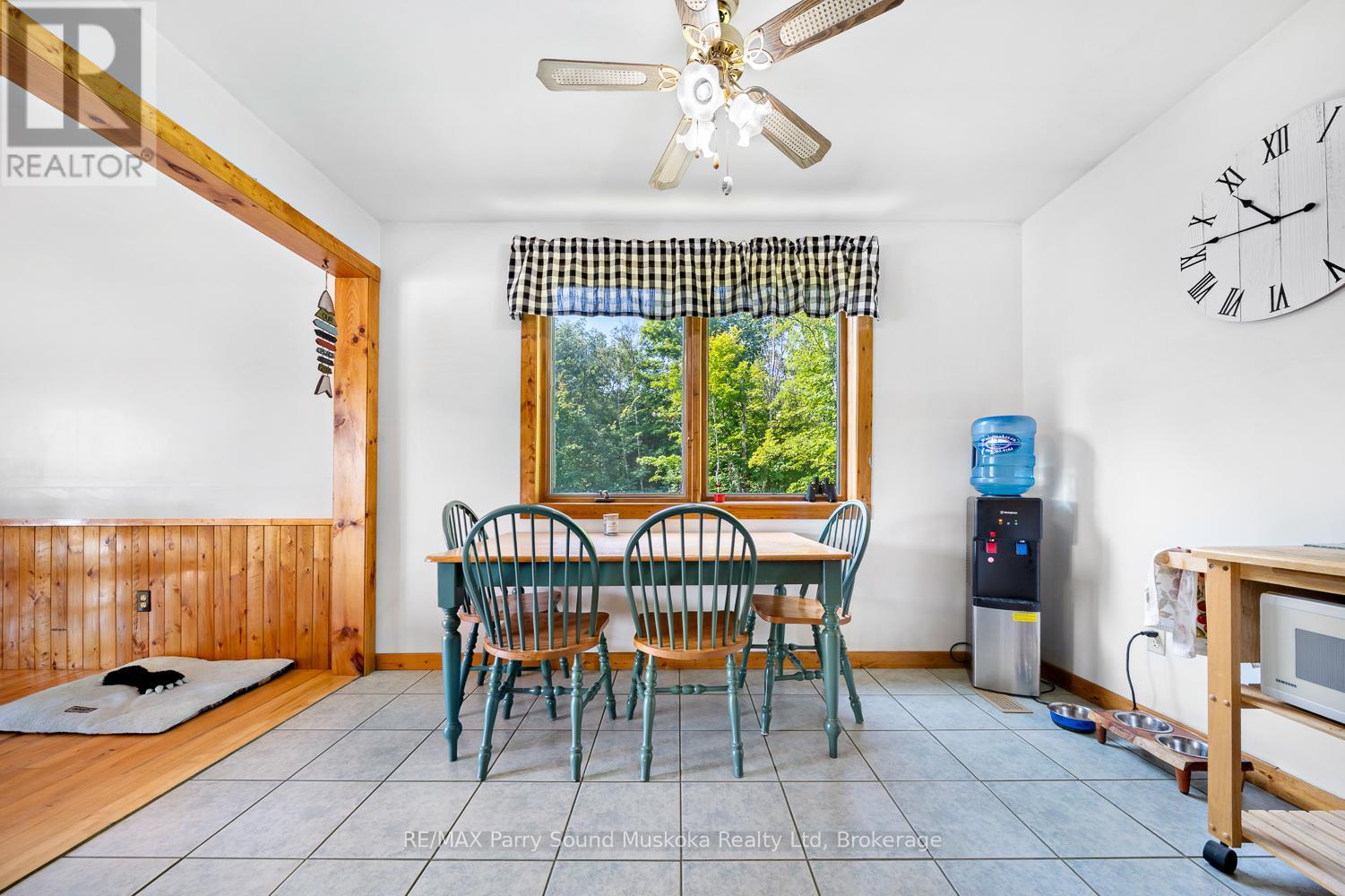Photo 24 of 367 Marshall Road, Seguin ON