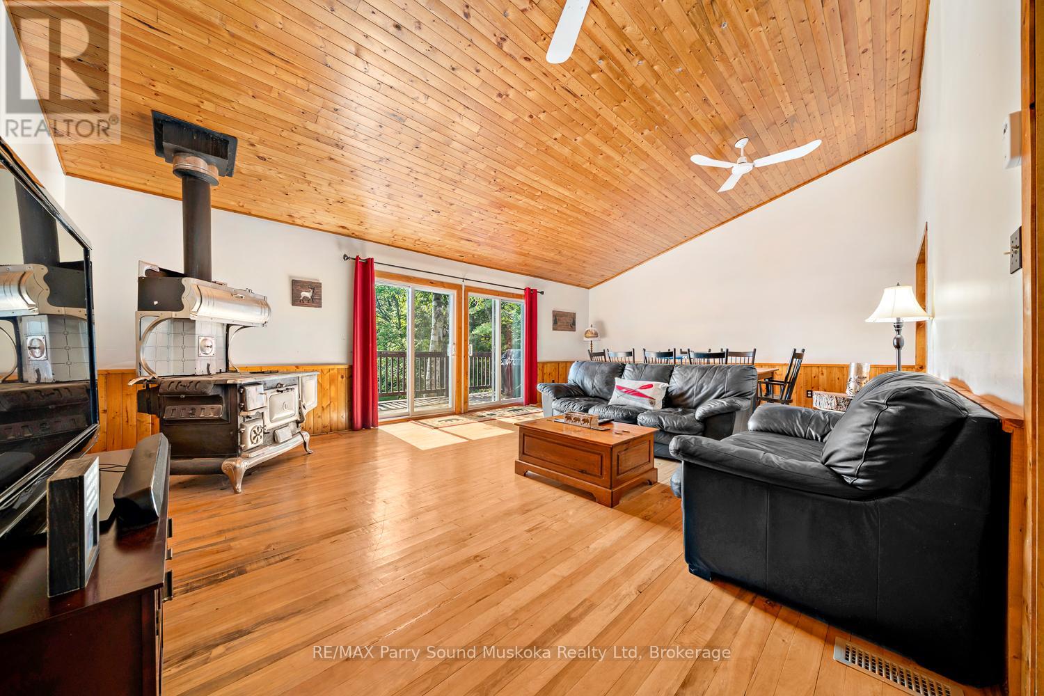 Photo 38 of 367 Marshall Road, Seguin ON
