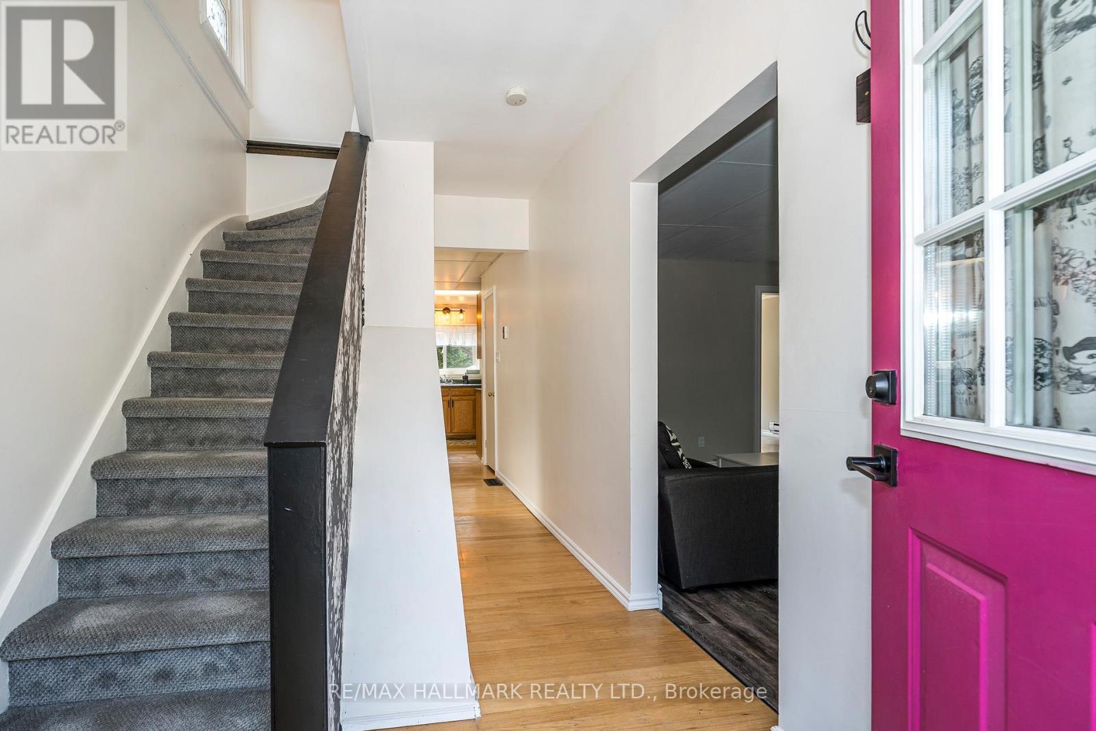 Photo 16 of 127 River Street, Brock ON