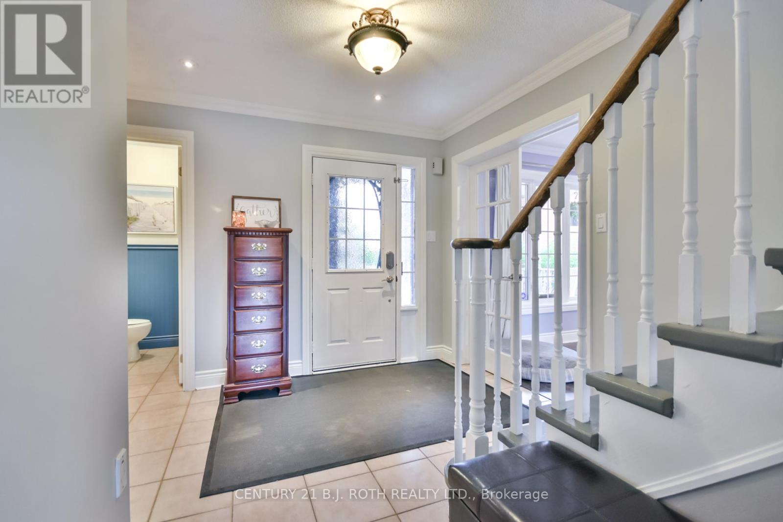 Photo 28 of 1327 Vincent Crescent, Innisfil ON