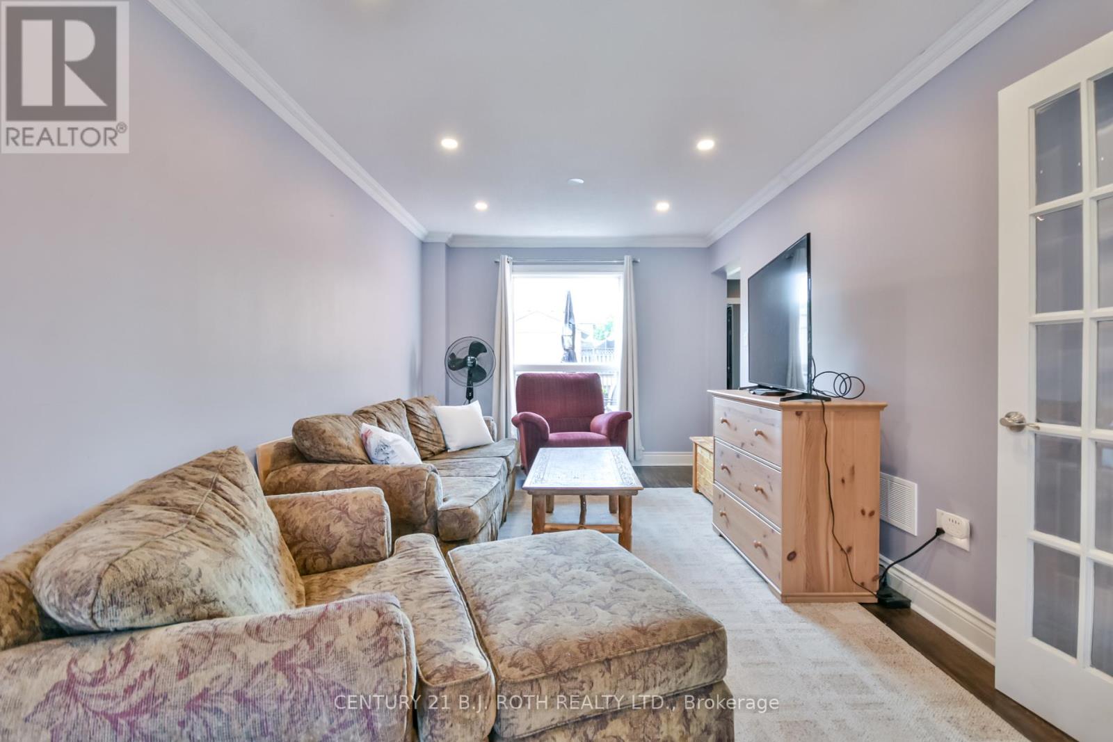 Photo 21 of 1327 Vincent Crescent, Innisfil ON