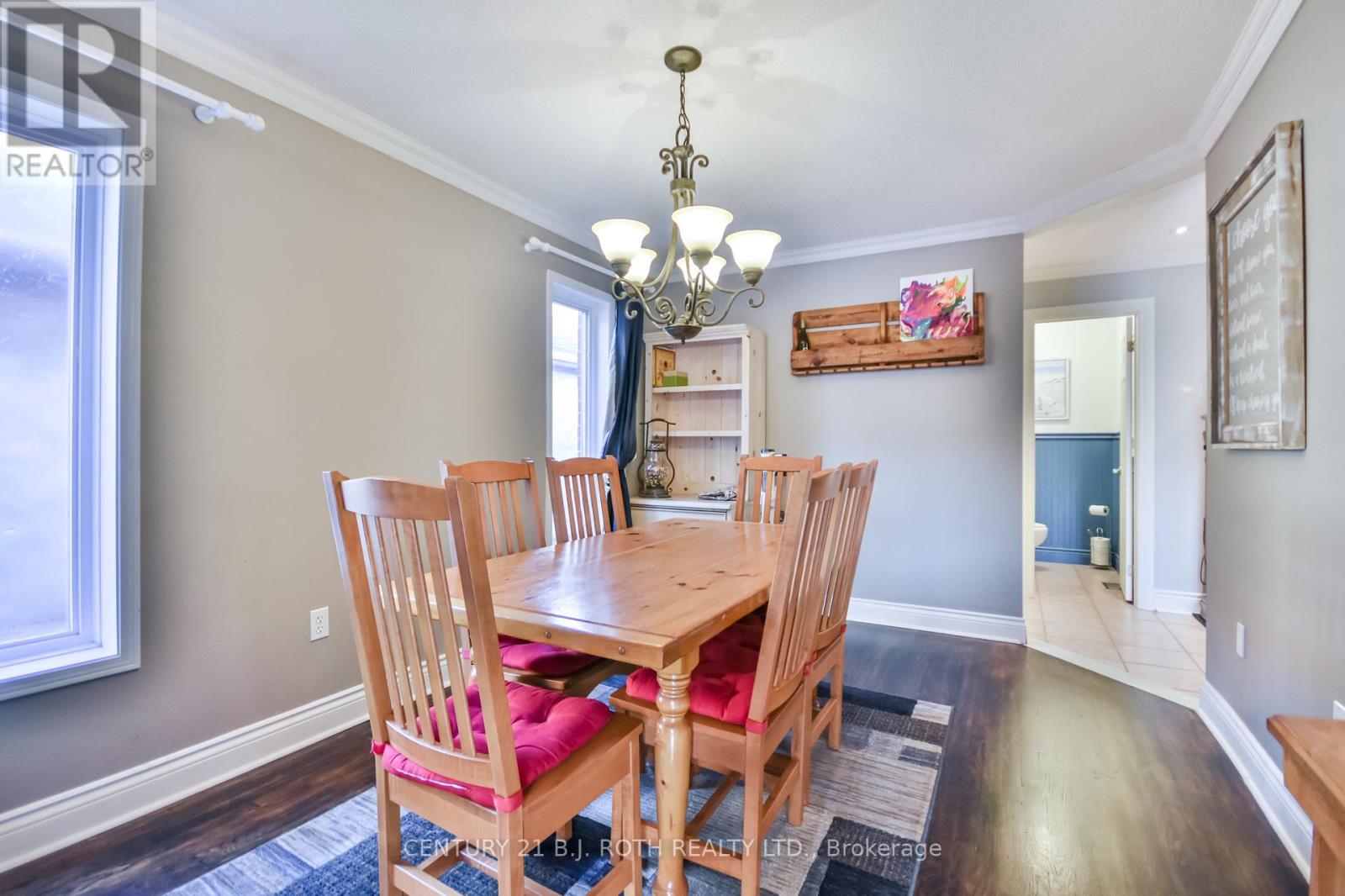 Photo 6 of 1327 Vincent Crescent, Innisfil ON