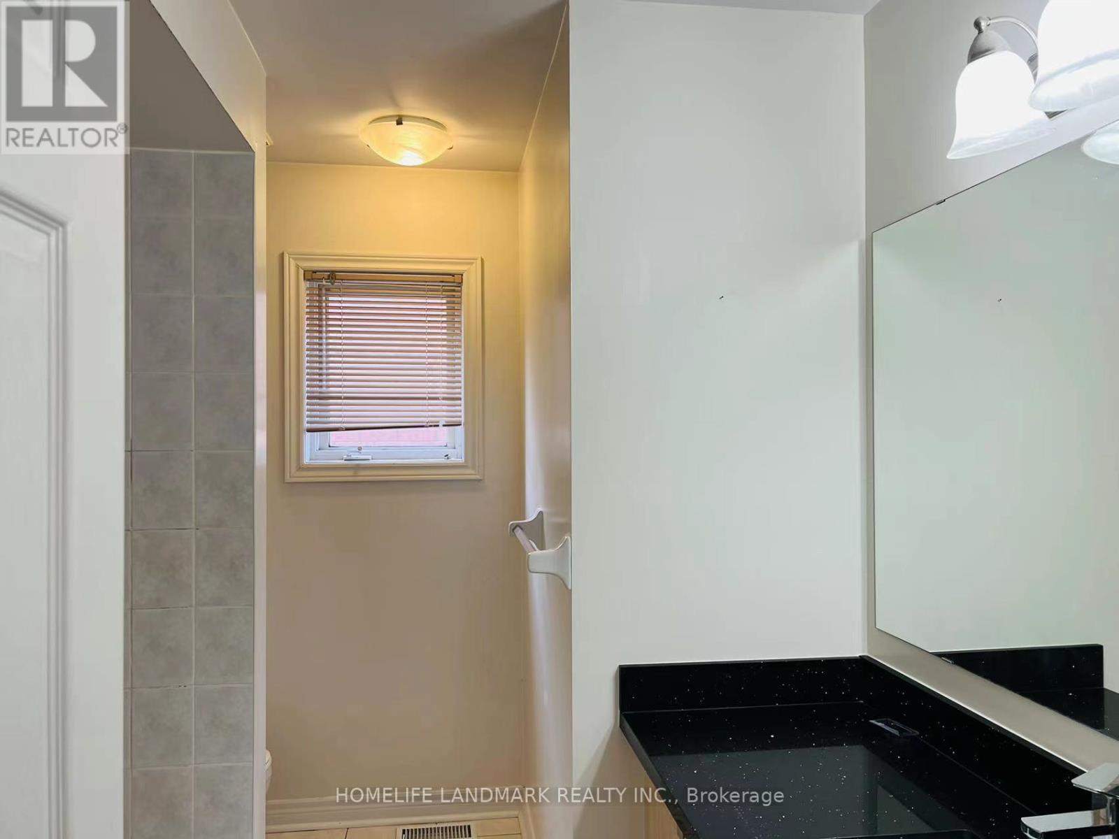 Photo 10 of 183 Frank Endean Road, Richmond Hill ON