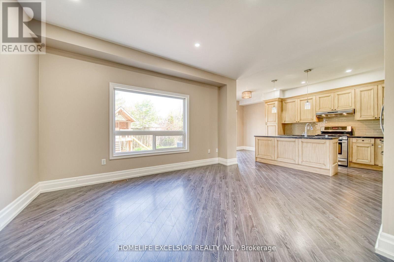 Photo 16 of 268 America Avenue, Vaughan ON