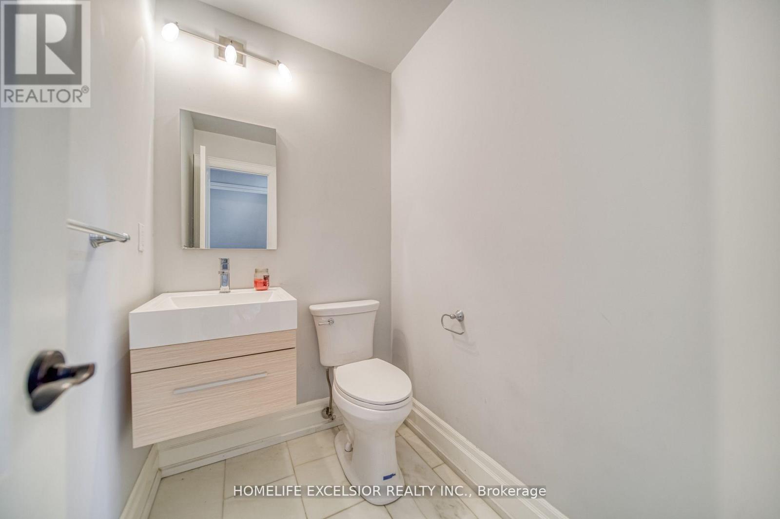 Photo 17 of 268 America Avenue, Vaughan ON