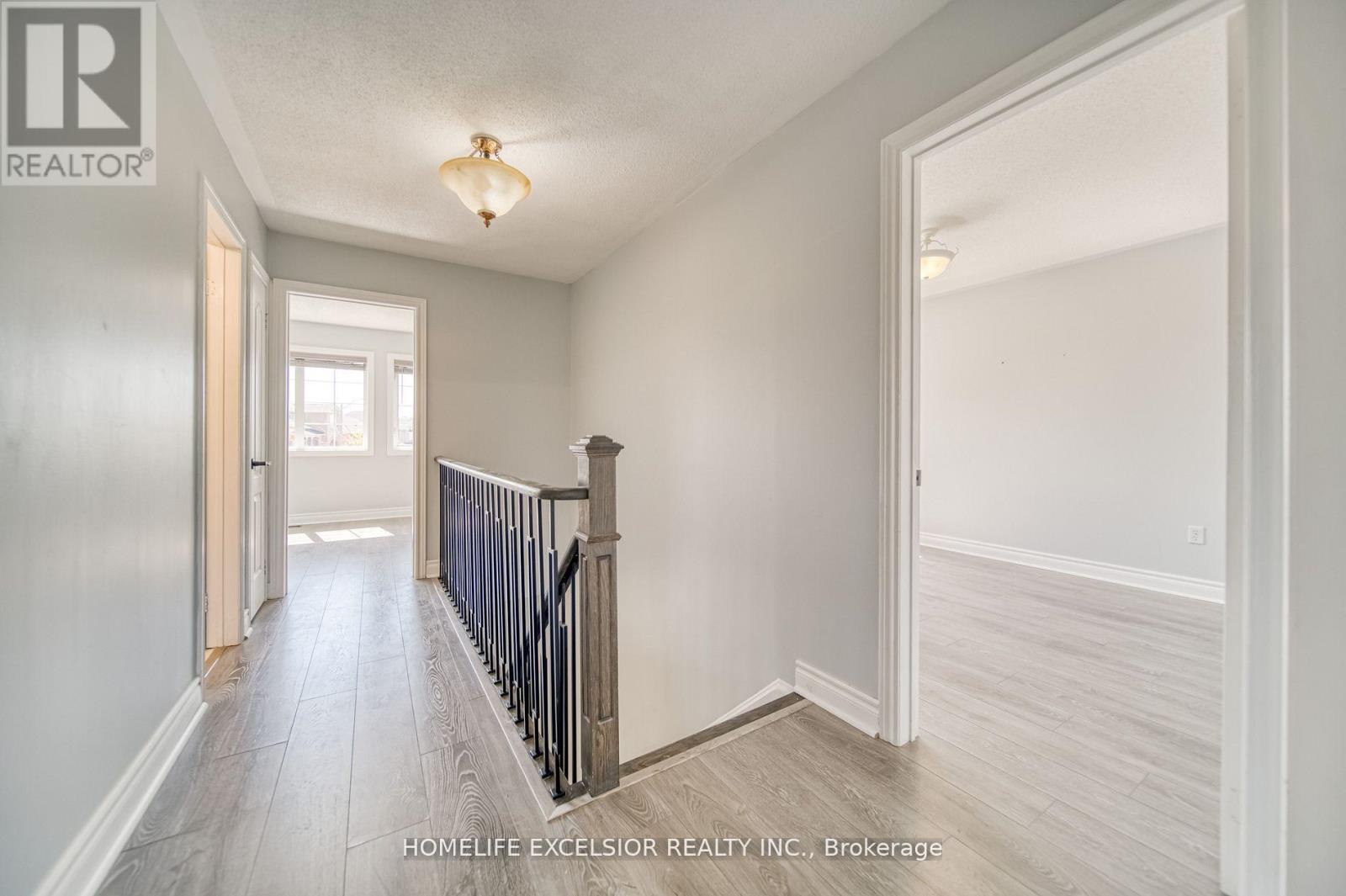 Photo 18 of 268 America Avenue, Vaughan ON