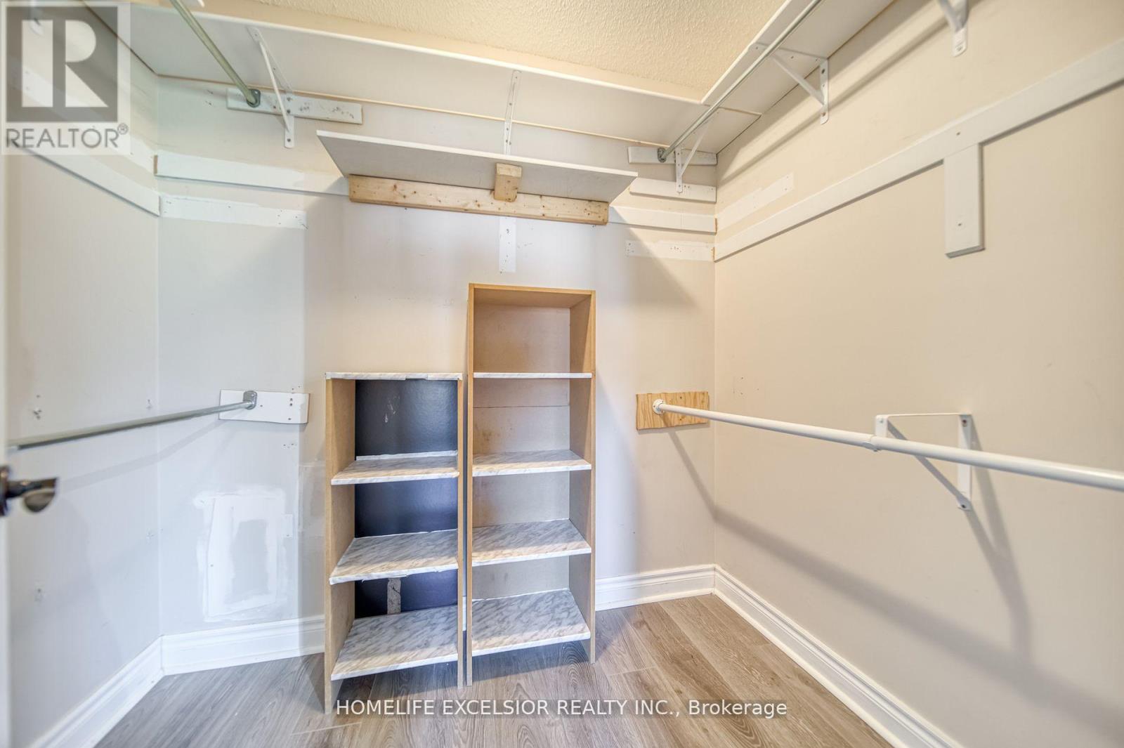 Photo 23 of 268 America Avenue, Vaughan ON