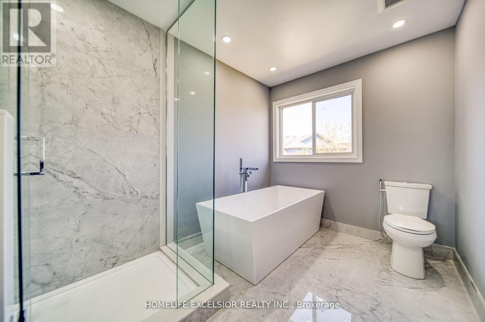 Photo 26 of 268 America Avenue, Vaughan ON