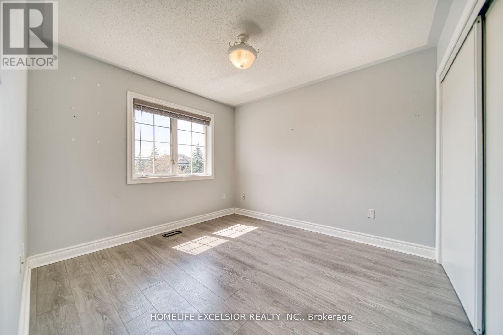 Photo 27 of 268 America Avenue, Vaughan ON
