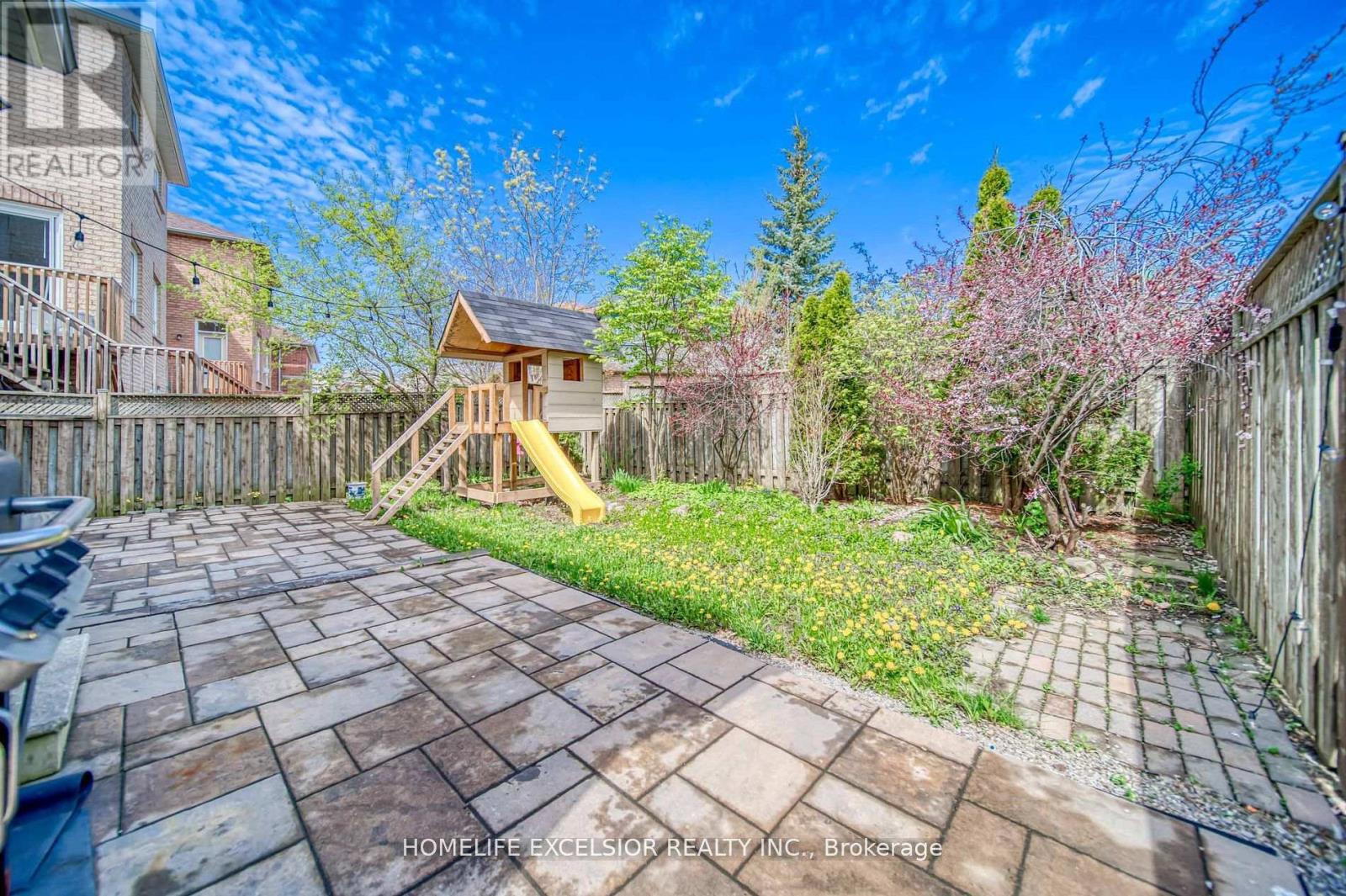 Photo 32 of 268 America Avenue, Vaughan ON