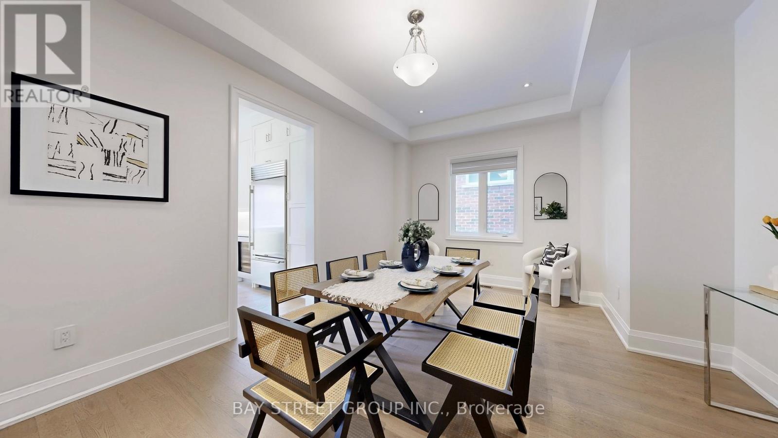 Photo 15 of 165 Hillsview Drive, Richmond Hill ON