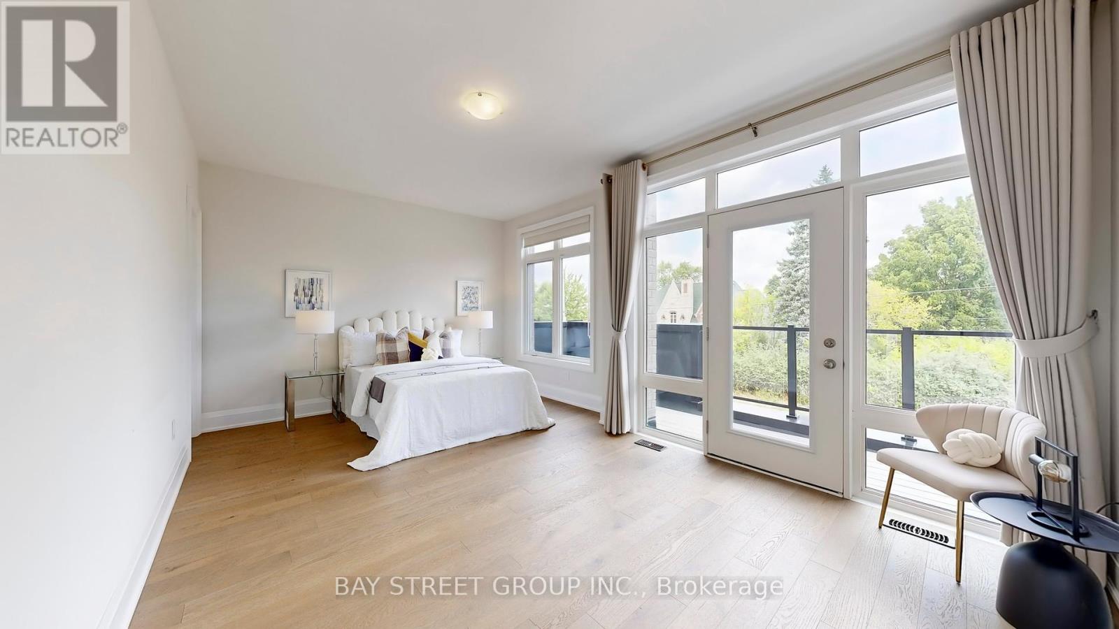 Photo 28 of 165 Hillsview Drive, Richmond Hill ON