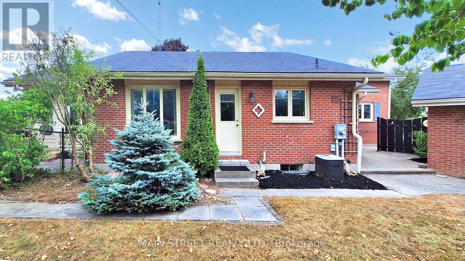 Photo 37 of 15 Windor Court, Brock ON