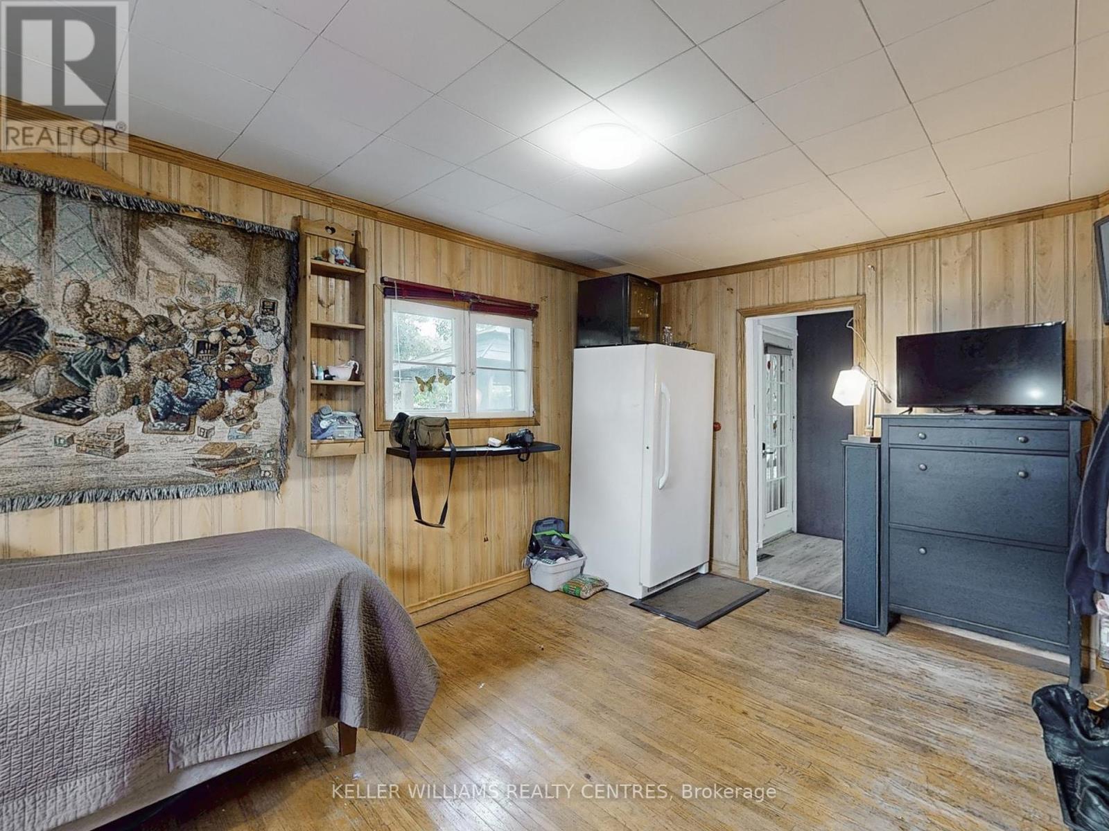 Photo 18 of 758 Srigley Street, Newmarket ON