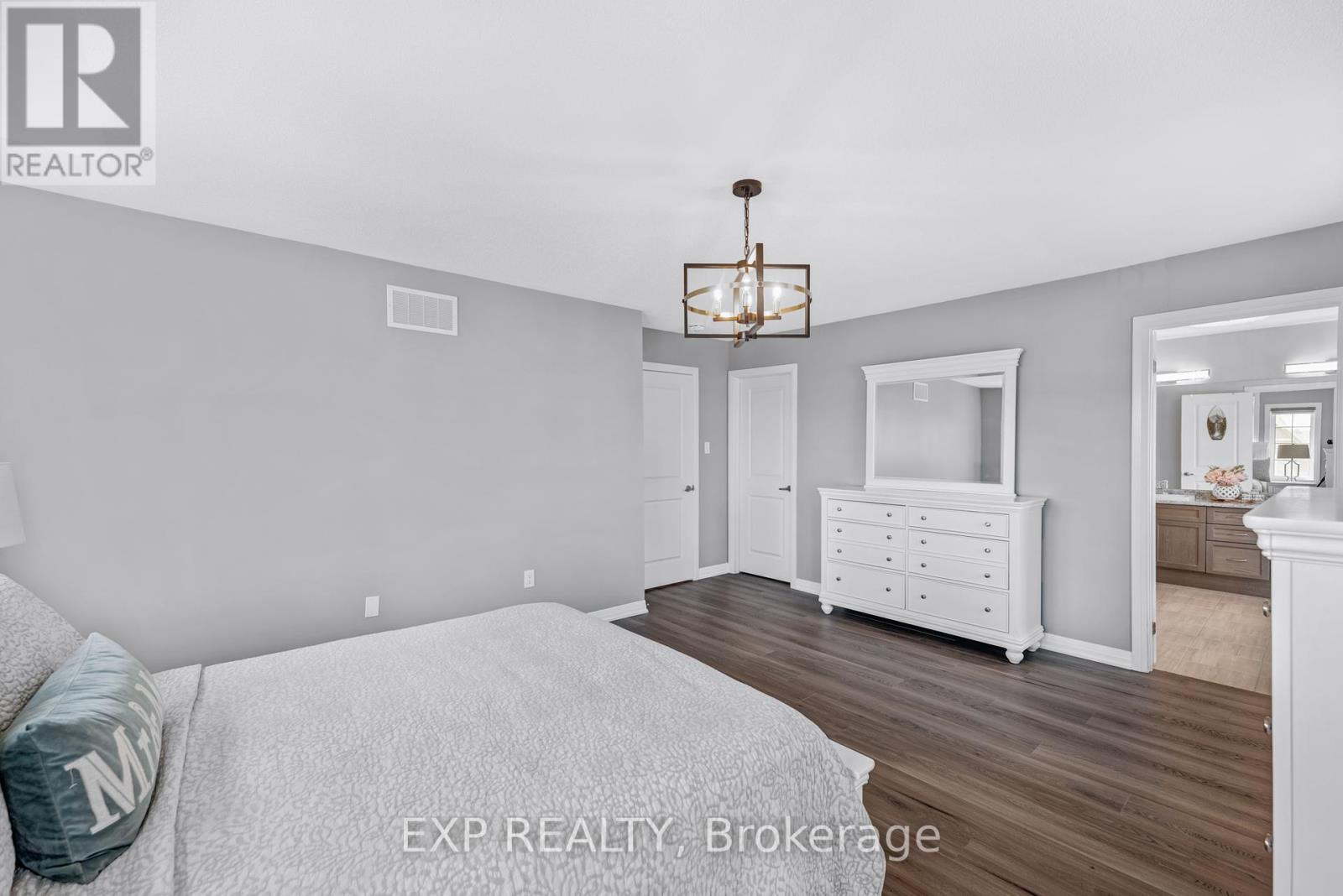 Photo 23 of 10 Stych Street, New Tecumseth ON