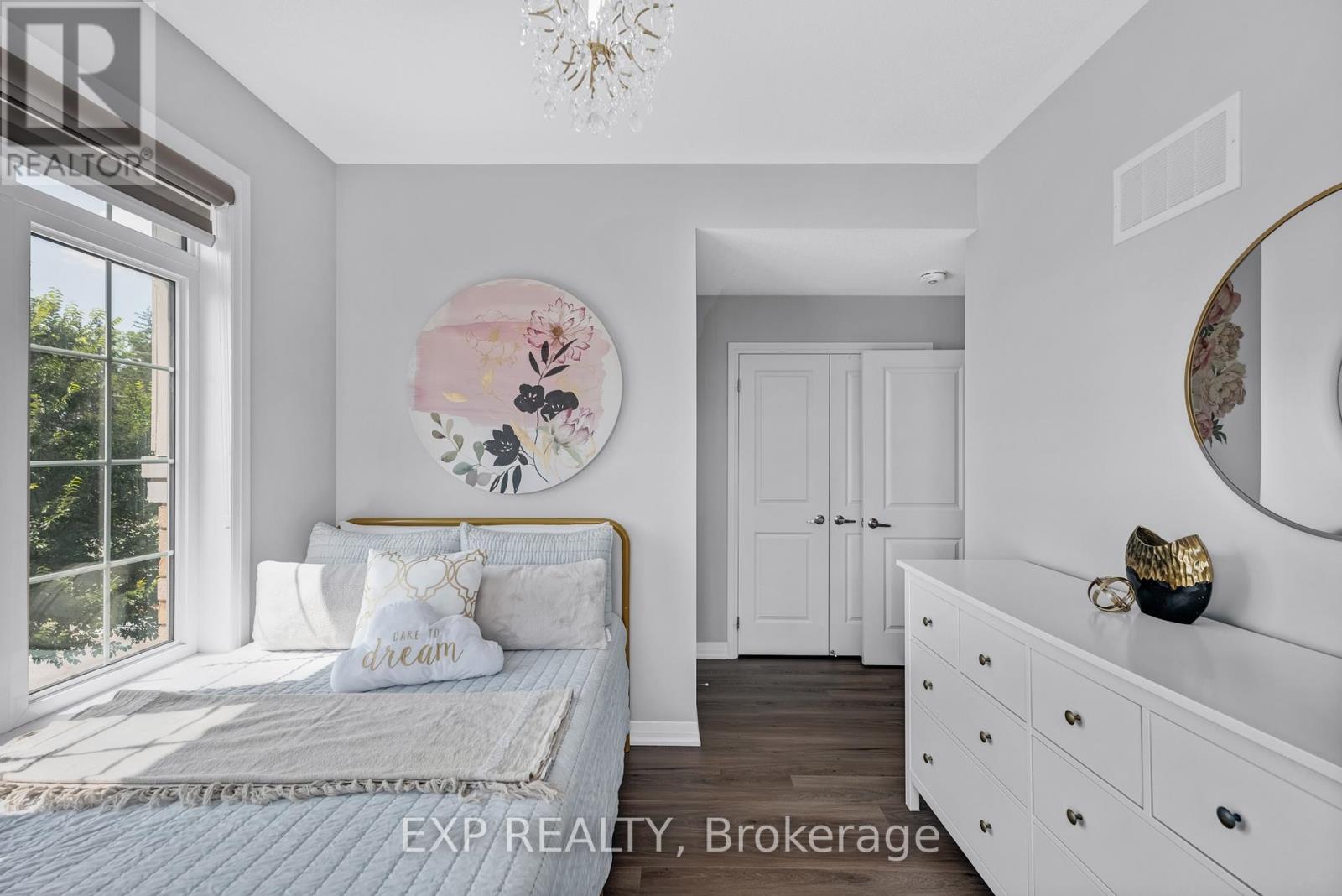 Photo 31 of 10 Stych Street, New Tecumseth ON