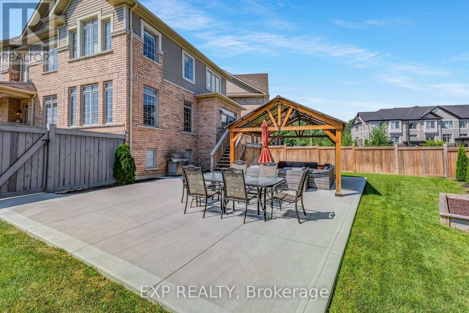 Photo 37 of 10 Stych Street, New Tecumseth ON
