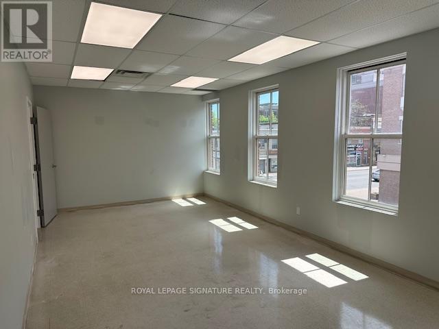 Photo 1 of 202 B 10132 Yonge Street, Richmond Hill ON