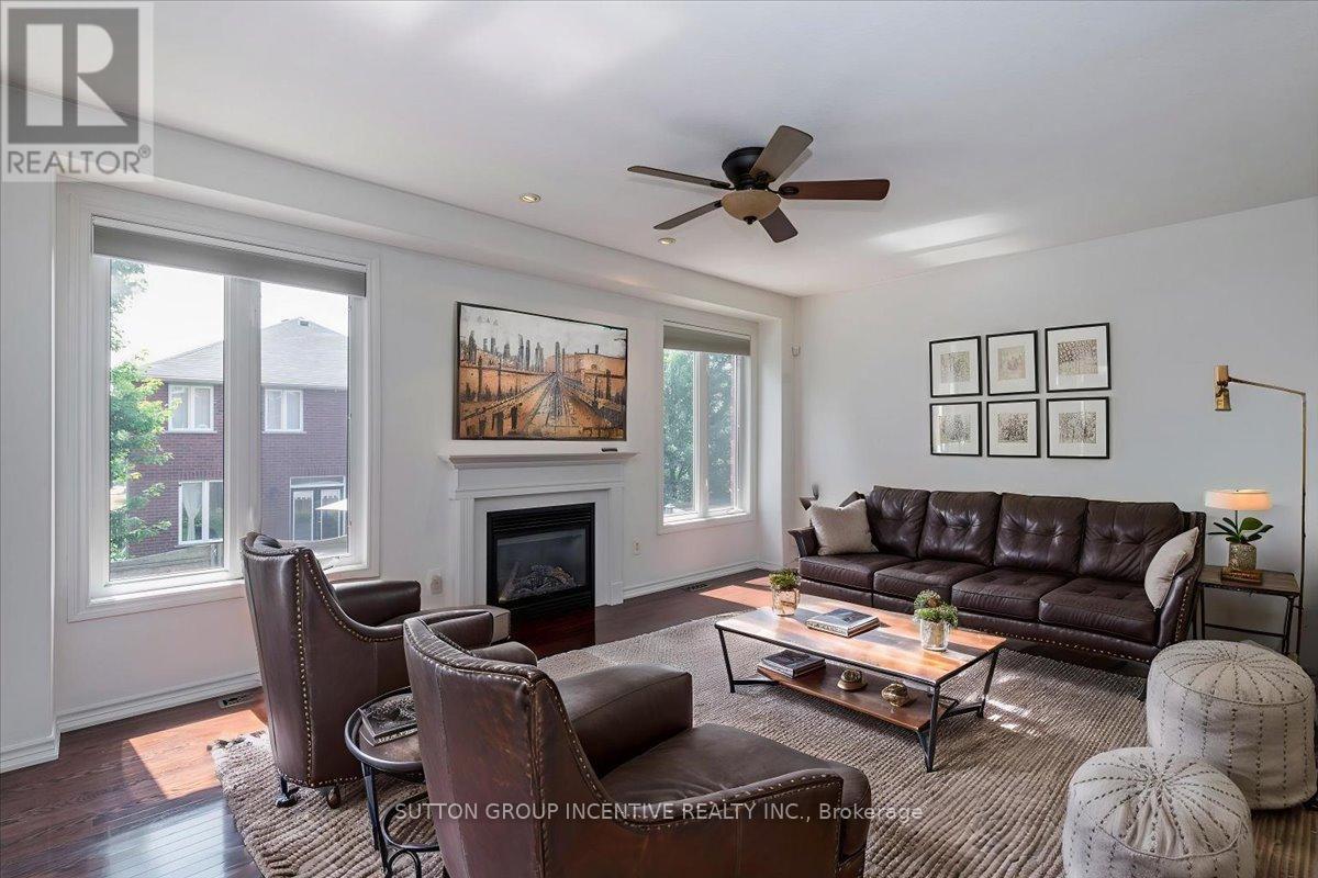 Photo 29 of 169 Birkhall Place, Barrie ON