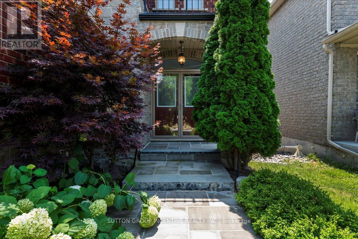 Photo 1 of 169 Birkhall Place, Barrie ON