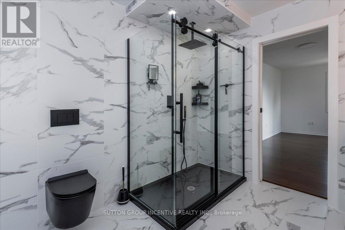 Photo 22 of 169 Birkhall Place, Barrie ON