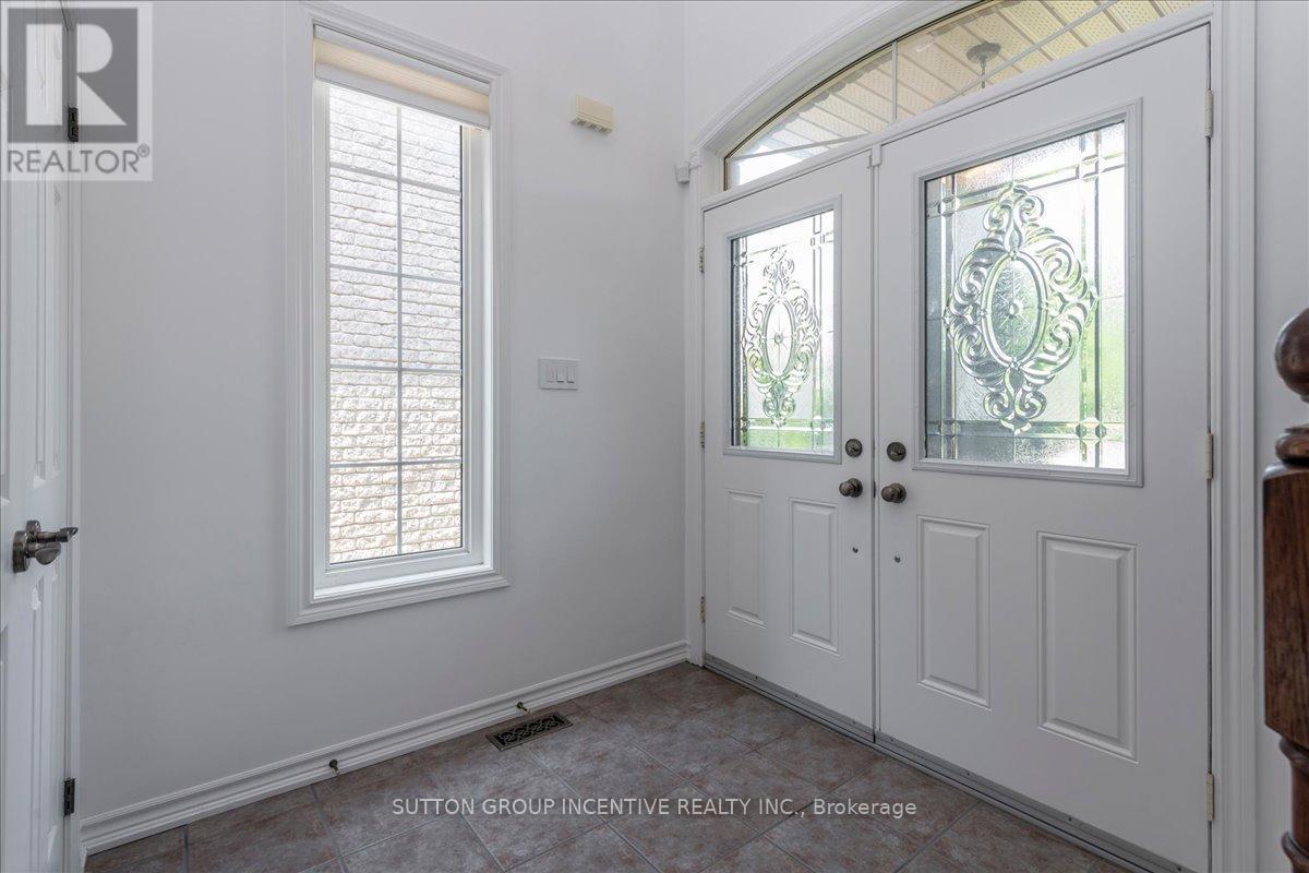 Photo 20 of 169 Birkhall Place, Barrie ON