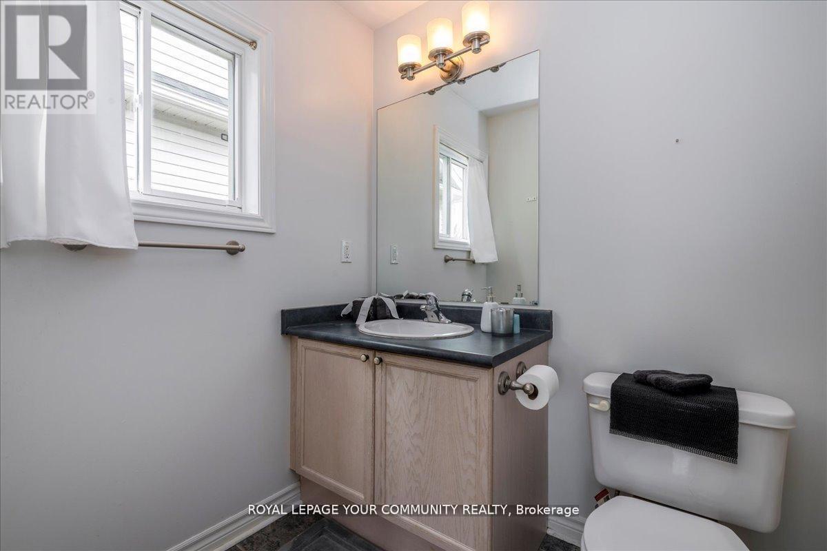 Photo 19 of 181 Succession Crescent, Barrie ON