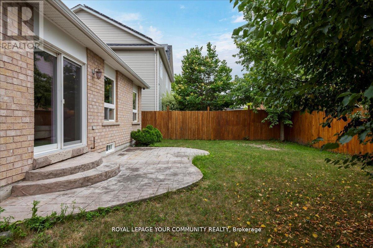 Photo 26 of 181 Succession Crescent, Barrie ON