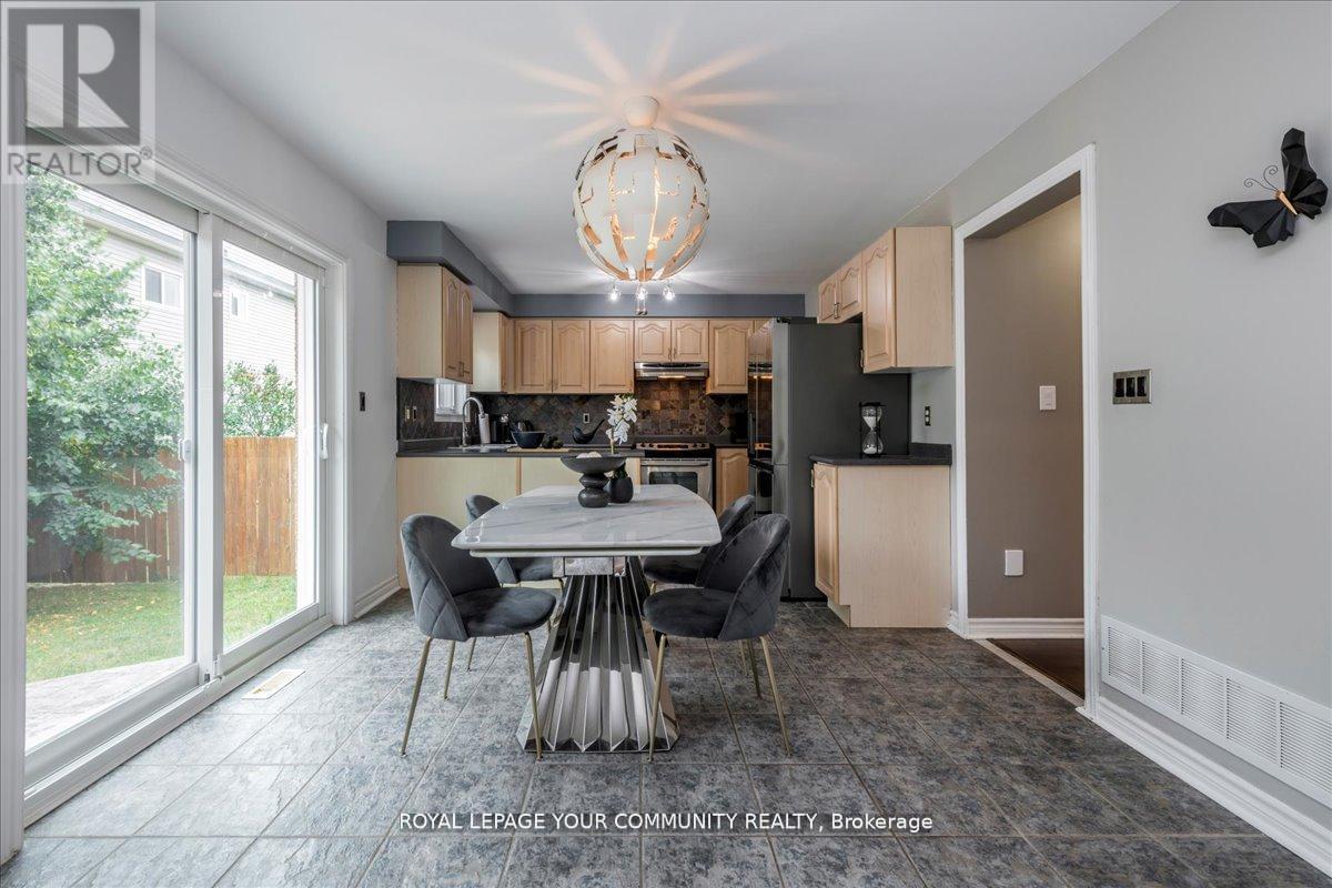 Photo 6 of 181 Succession Crescent, Barrie ON