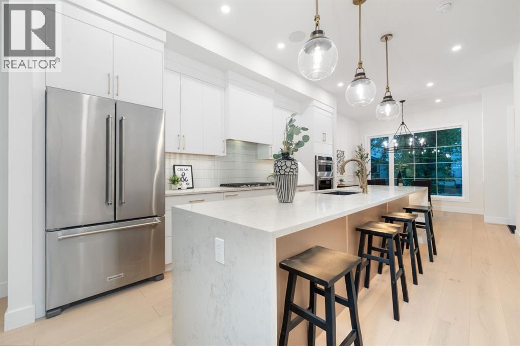 Single Family House for Sale in   Avenue NW West Hillhurst Calgary 