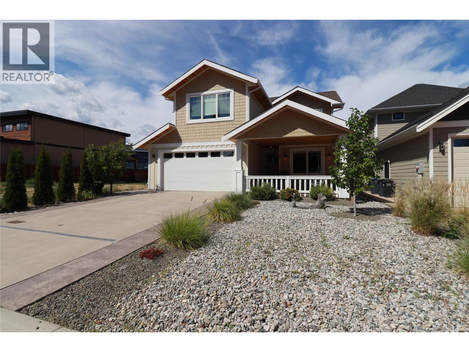  884 Johnson Street, Summerland