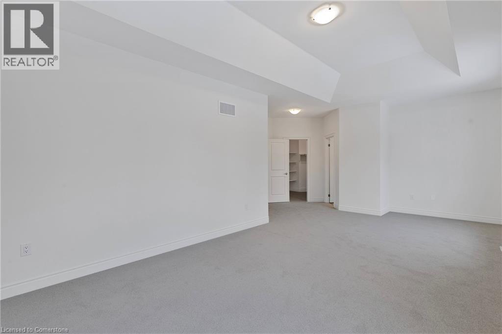 Photo 17 of 117 Rowe Street, Bradford West Gwillimbury ON