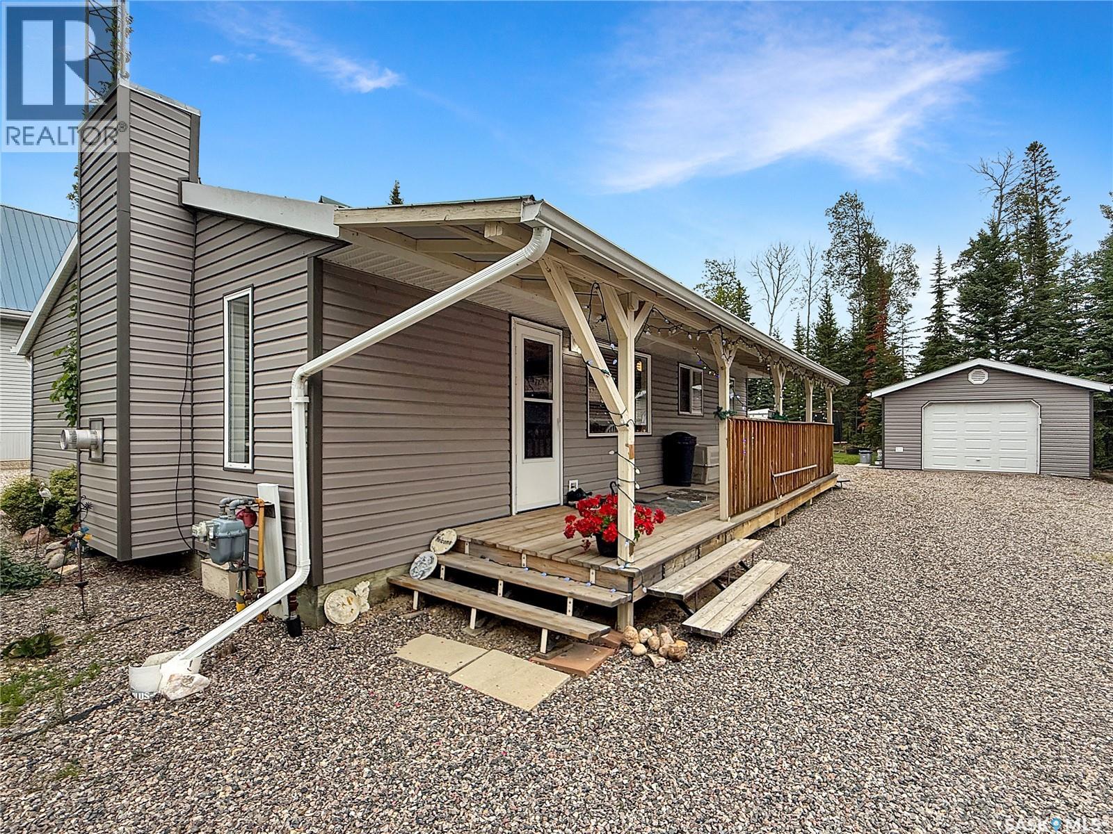 Photo 8 of 28 Andrews Avenue, Candle Lake SK