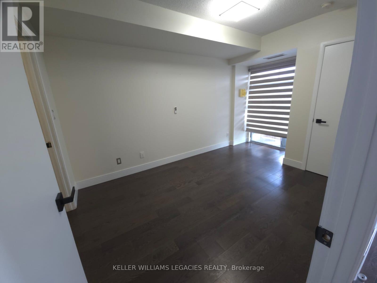 Photo 3 of 709 2464 Weston Road, Toronto ON