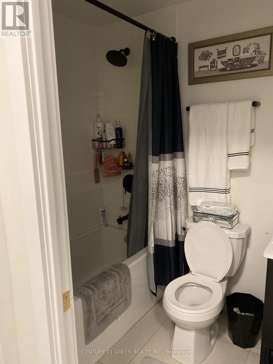 Photo 3 of 613 2300 St Clair Avenue W, Toronto ON