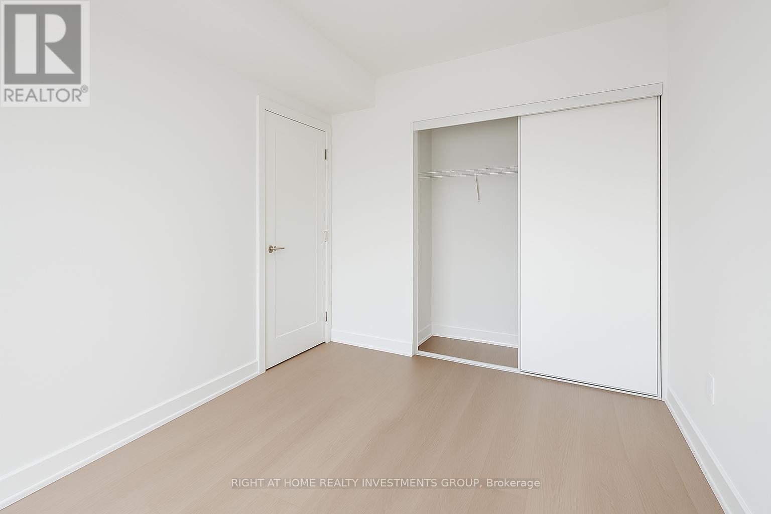 Photo 16 of 1407 3009 Novar Road, Mississauga ON