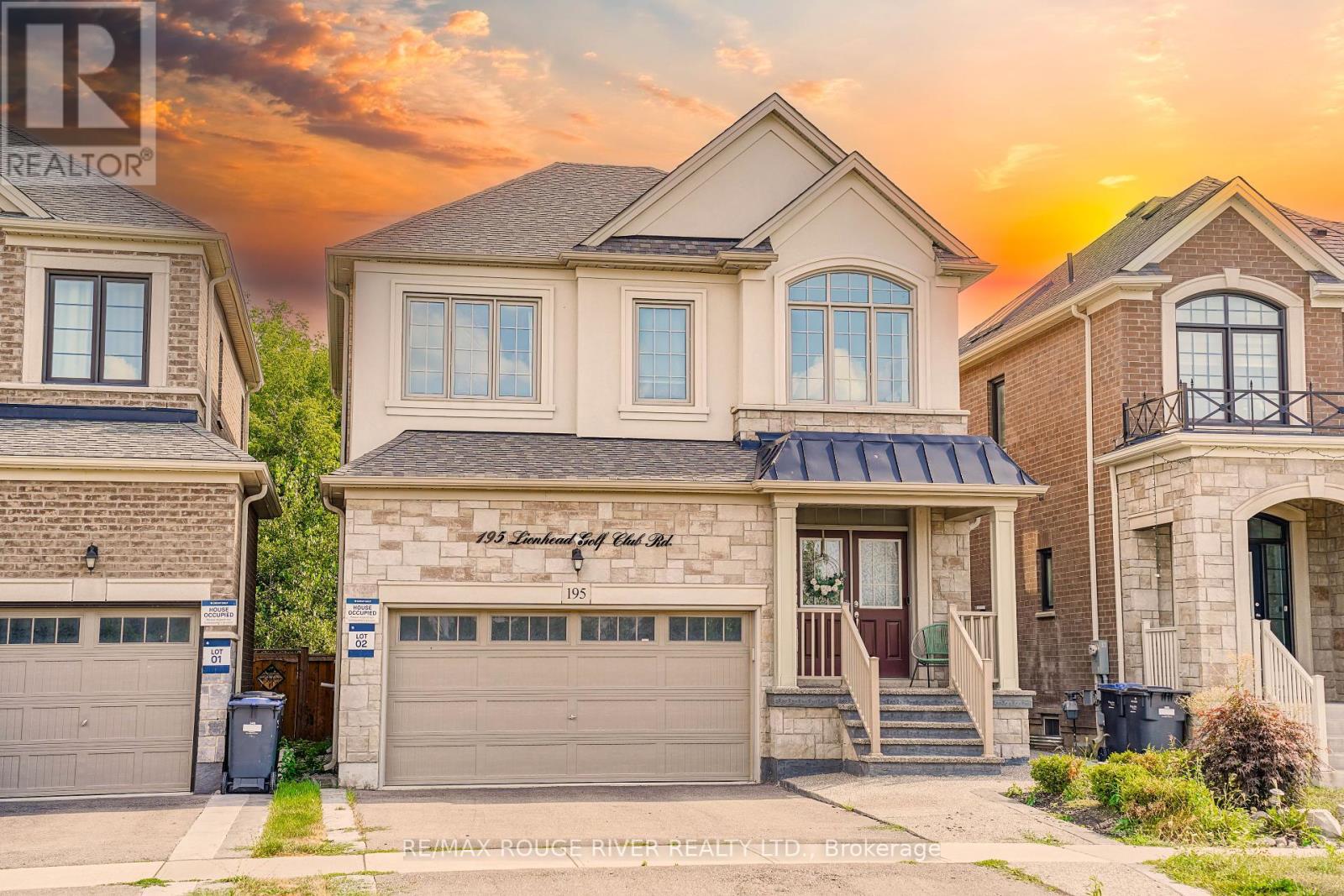 Photo 2 of 195 Lionhead Golf Club Road, Brampton ON