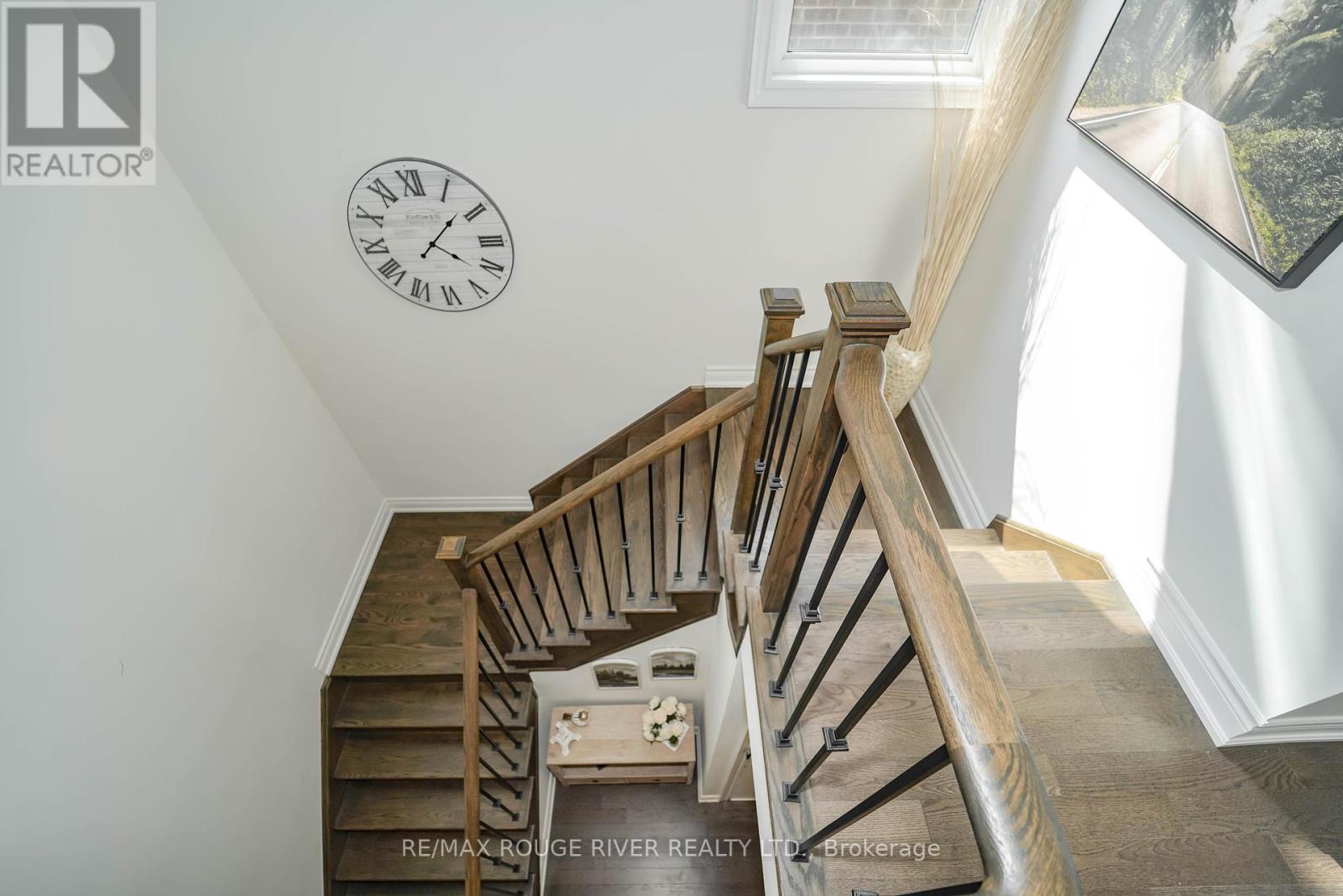 Photo 29 of 195 Lionhead Golf Club Road, Brampton ON
