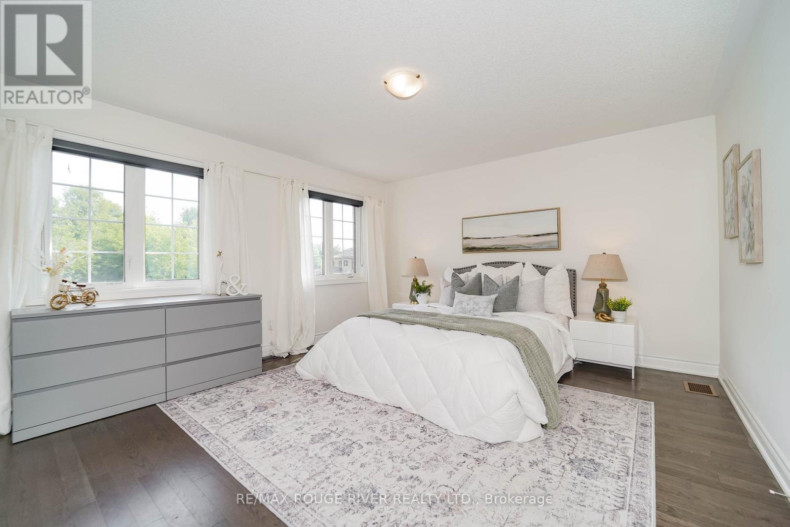 Photo 33 of 195 Lionhead Golf Club Road, Brampton ON