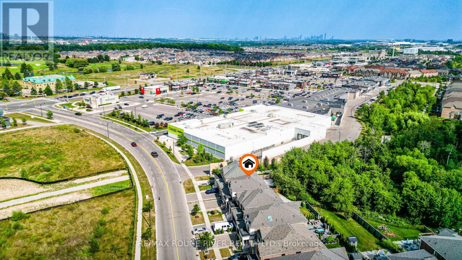 Photo 9 of 195 Lionhead Golf Club Road, Brampton ON