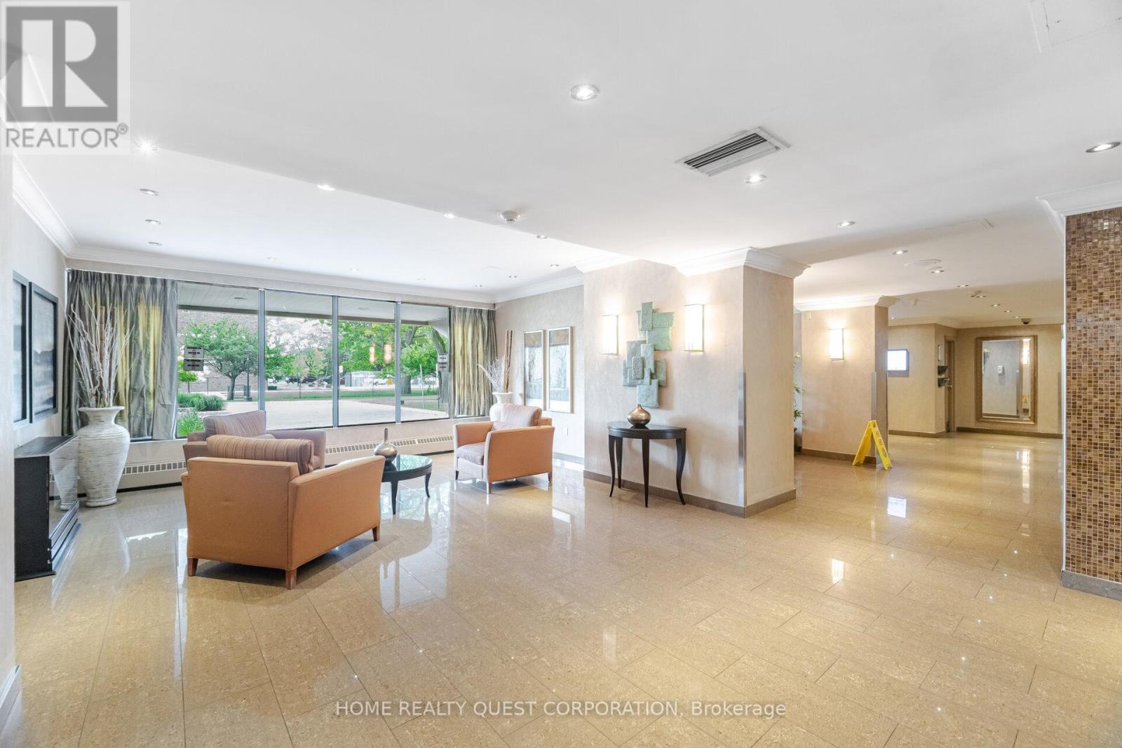 Photo 10 of 510 3170 Kirwin Avenue, Mississauga ON