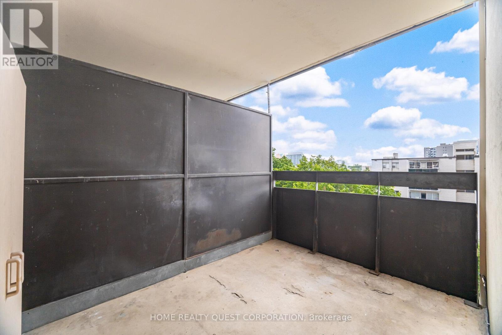 Photo 24 of 510 3170 Kirwin Avenue, Mississauga ON