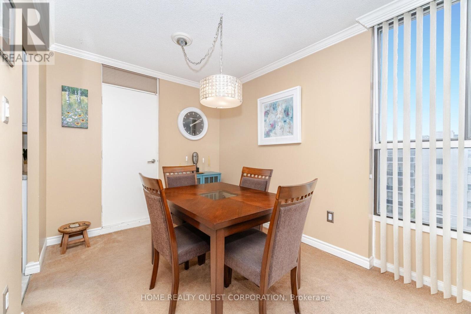 Photo 13 of 510 3170 Kirwin Avenue, Mississauga ON