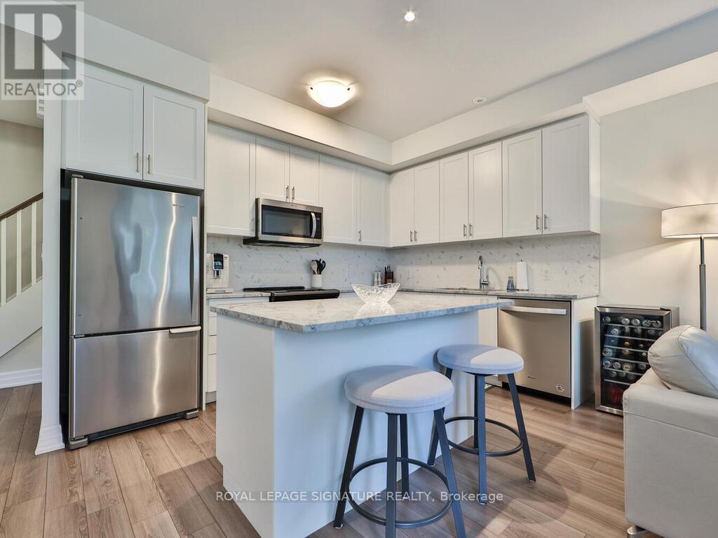 Photo 31 of 212 652 Cricklewood Drive, Mississauga ON
