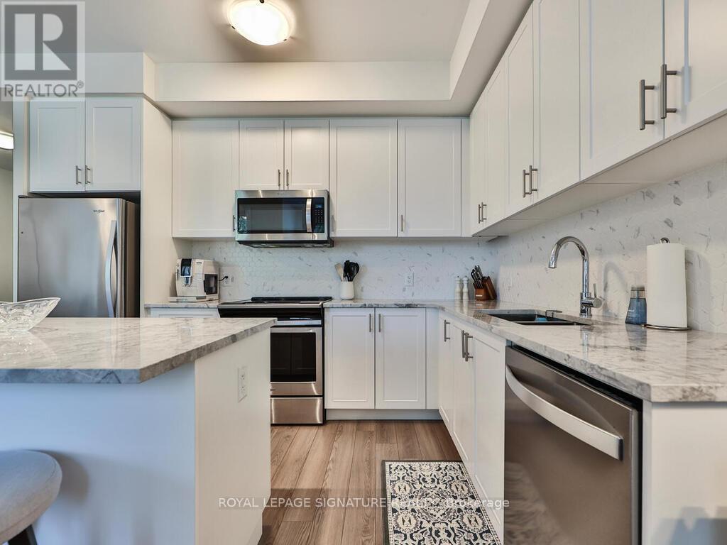 Photo 30 of 212 652 Cricklewood Drive, Mississauga ON