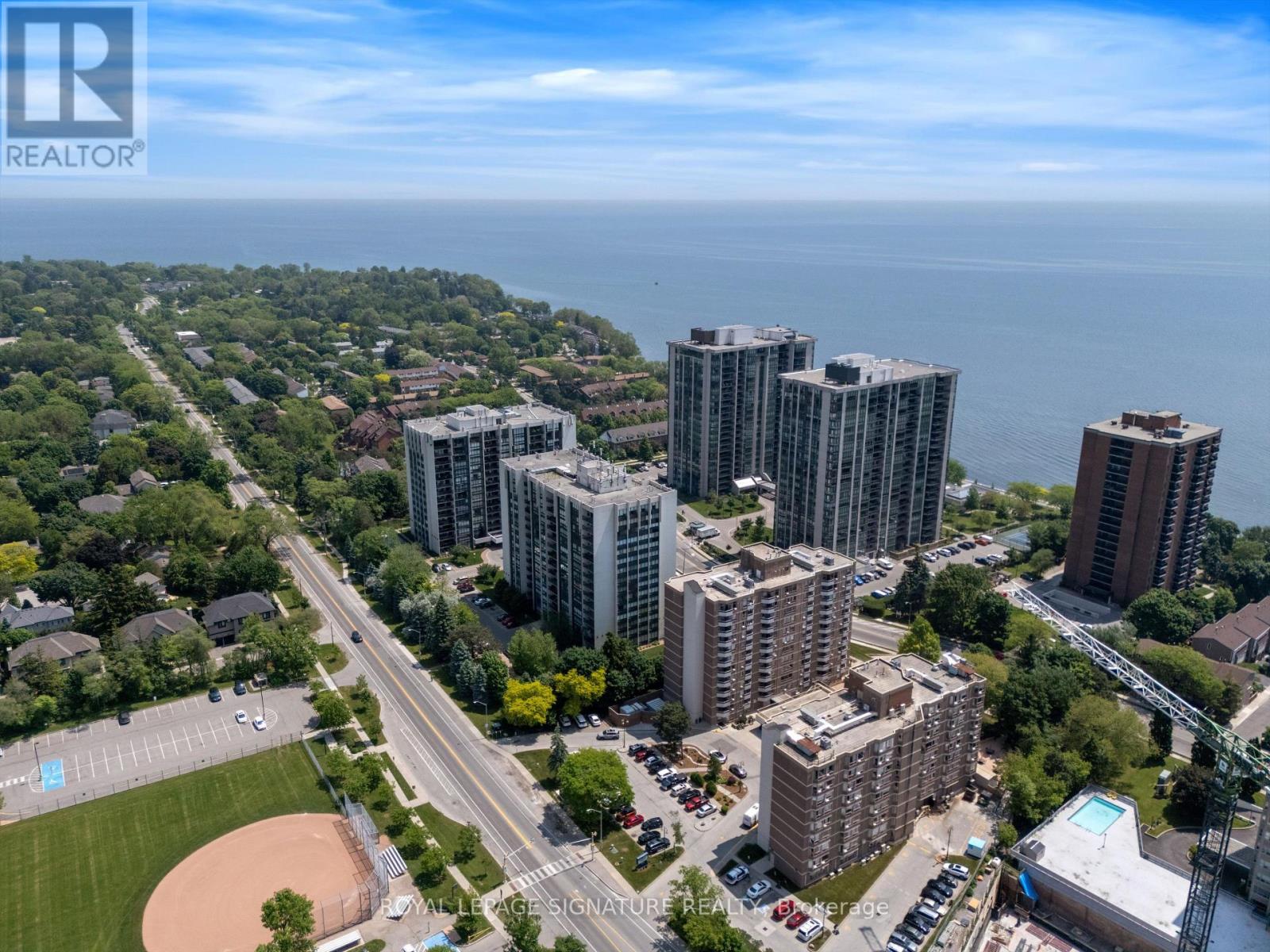 Photo 1 of 604 2185 Marine Drive, Oakville ON
