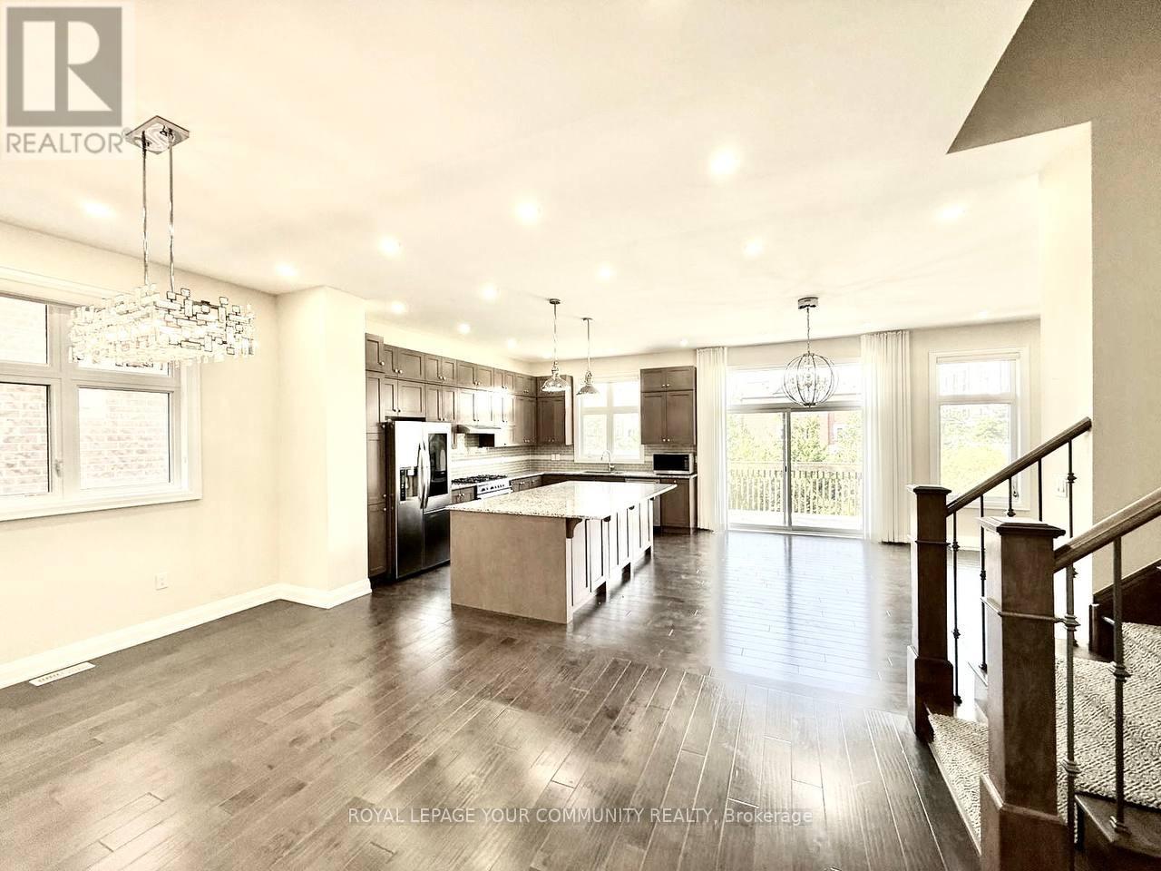 Photo 6 of 3186 Hines Drive, Oakville ON