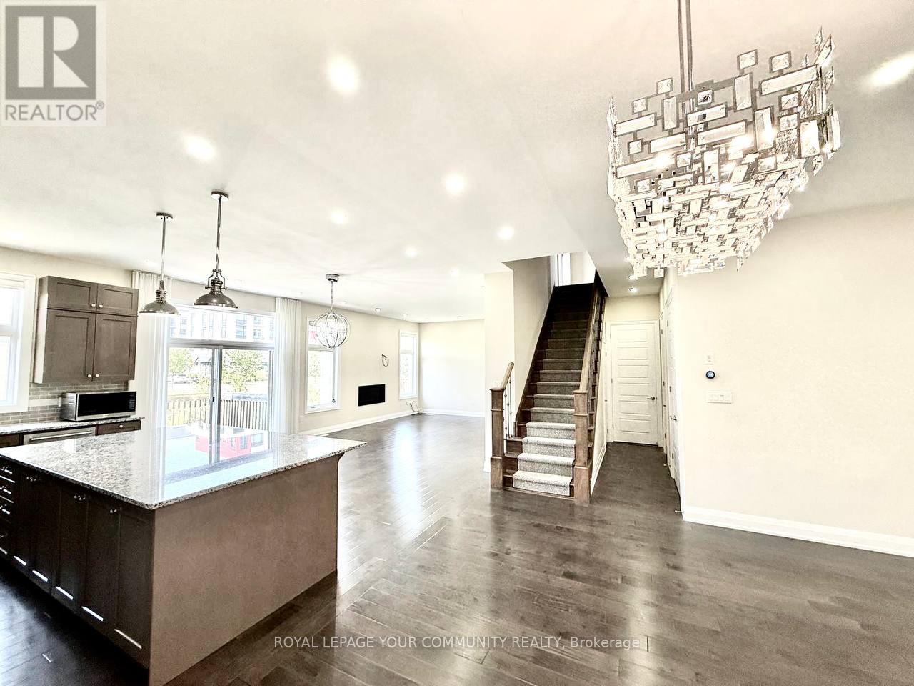 Photo 8 of 3186 Hines Drive, Oakville ON