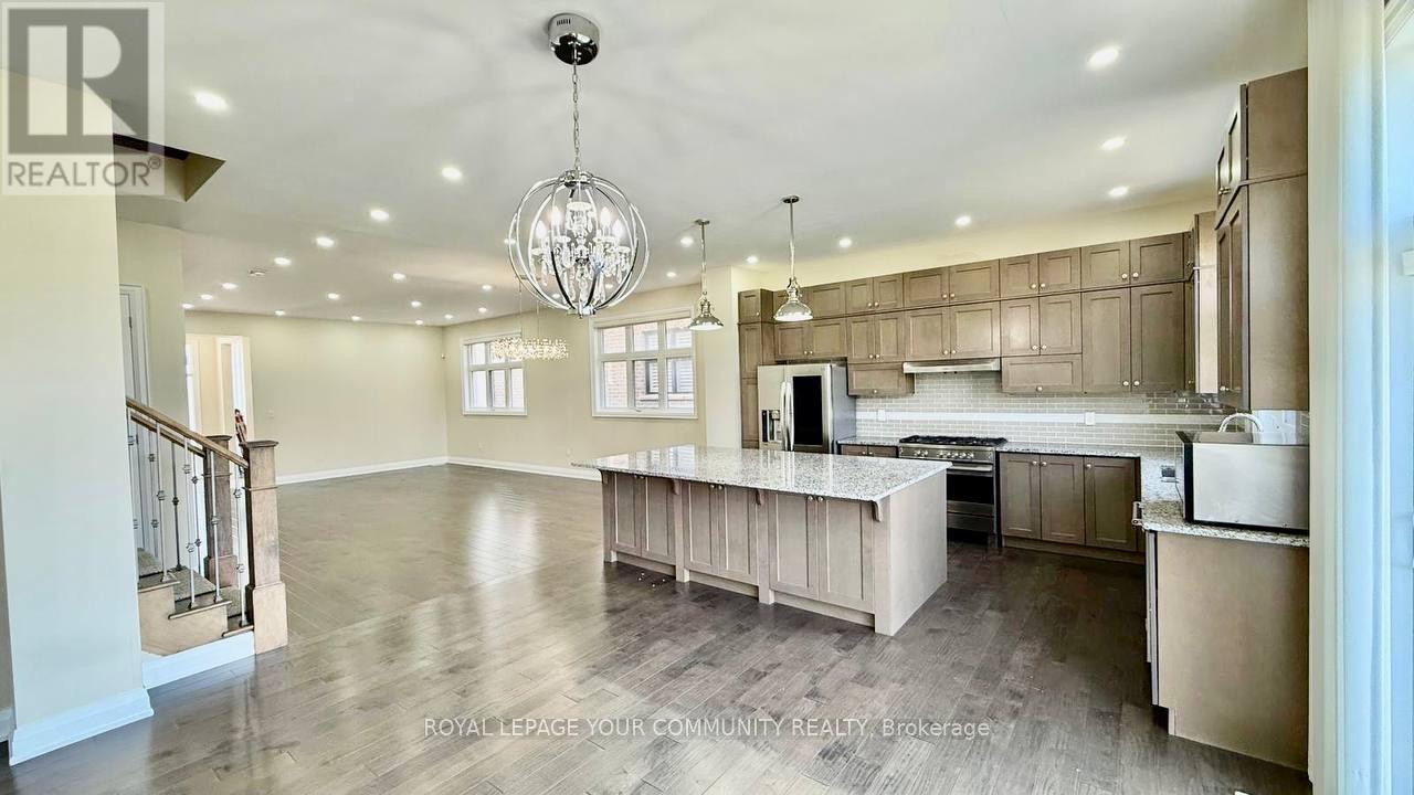 Photo 9 of 3186 Hines Drive, Oakville ON